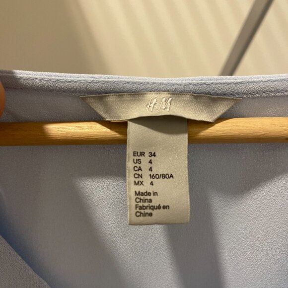 H&M - Blouse - Baby Blue in Size 4 - Picture 3 of 6